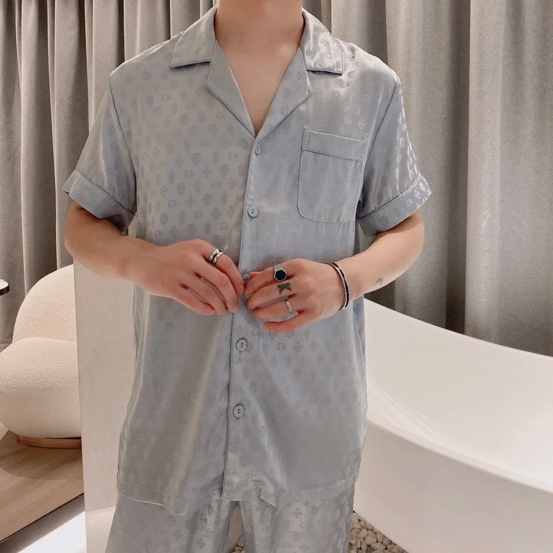 🅿️360 Croxin Home Clothes High-end Korean silk fabric is skin-friendly, soft and comfortable. Same style for men and women. Women's size: XS～M, men's size: M～XXXL